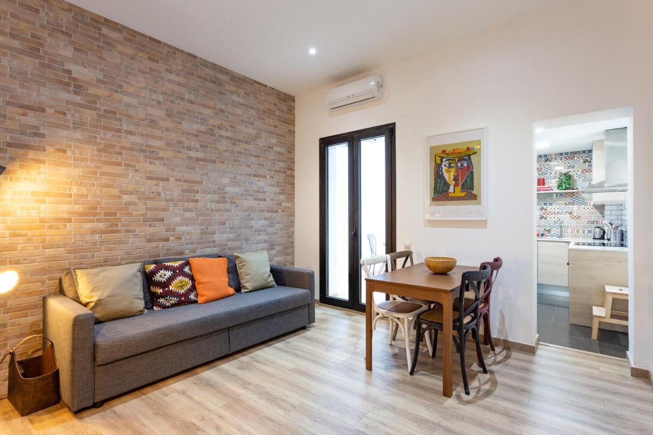 Stay U-Nique Apartments Travessera II Barcelona Luaran gambar