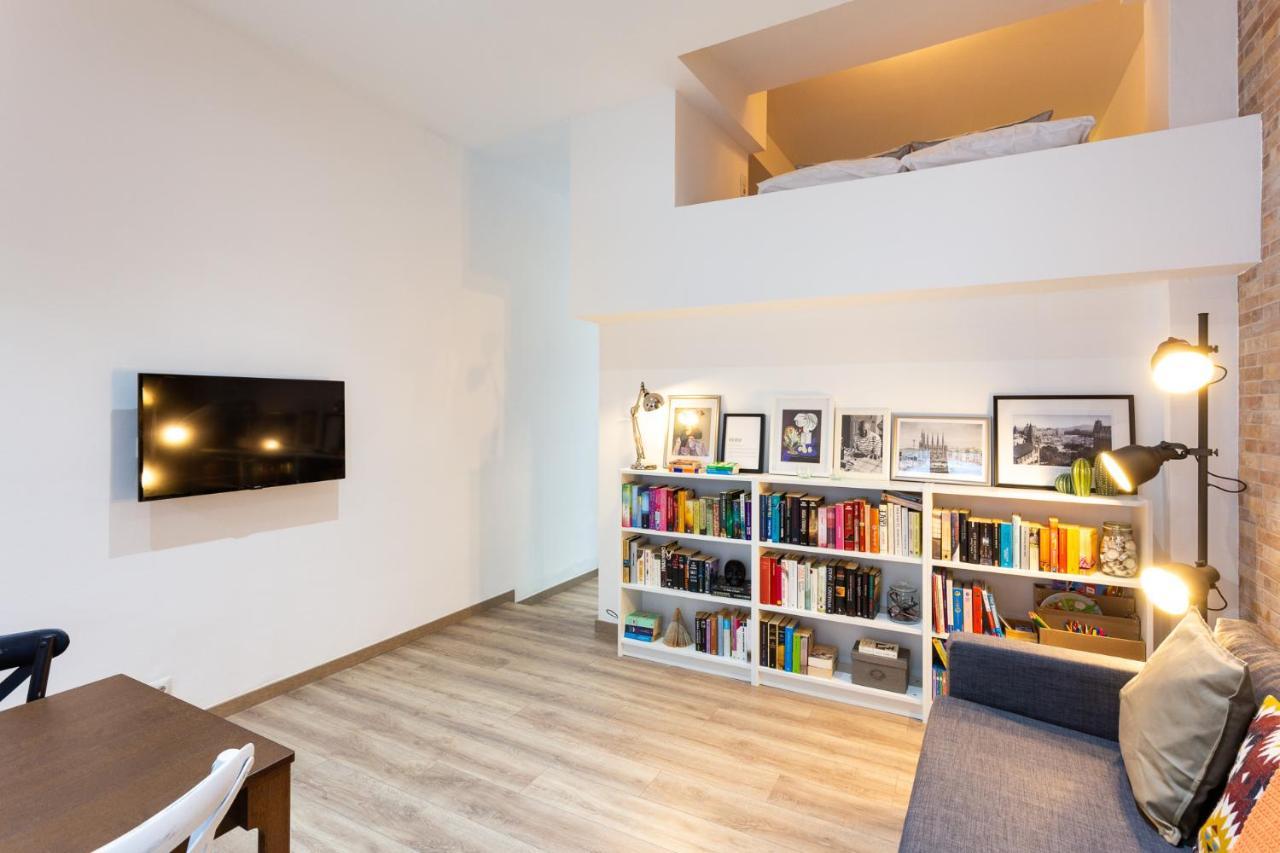 Stay U-Nique Apartments Travessera II Barcelona Luaran gambar